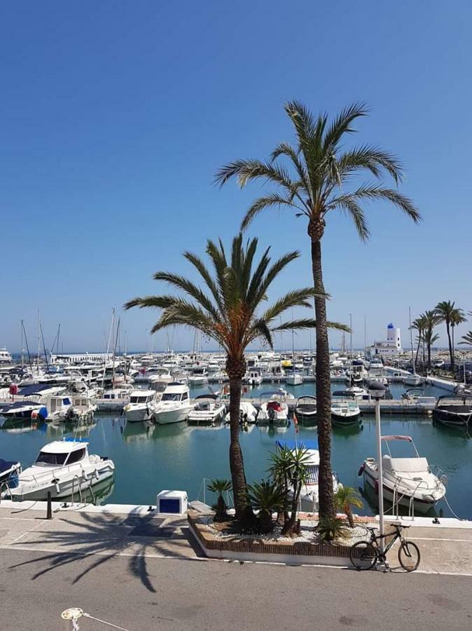 Casares Appart 2 Ch Dans Parc Tropical Avec Vue Sur Mer, Montagne Et Piscine Apartment Luaran gambar